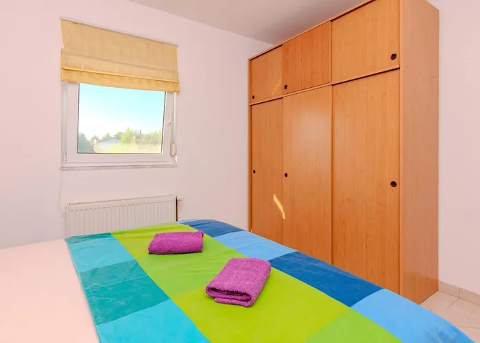 Markovic 3 By Interhome *