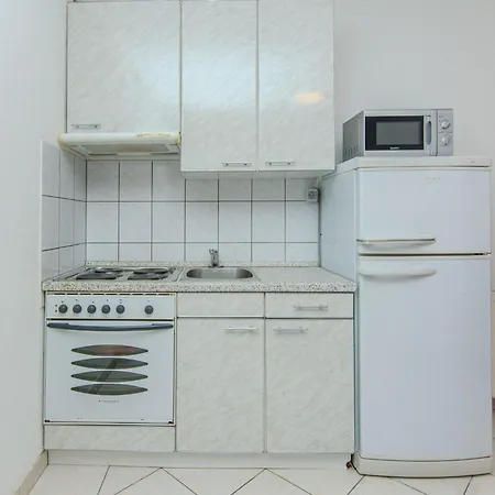 Markovic 3 By Interhome Apartament Vir